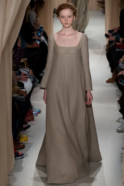 Look 17
